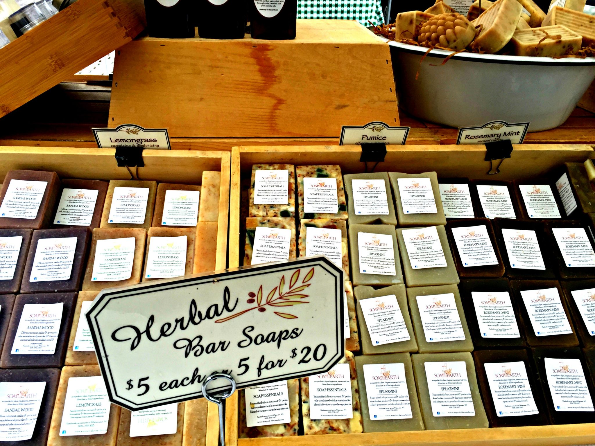 Woodstock Farmer's Market A Producers Only Farmer's Market located in